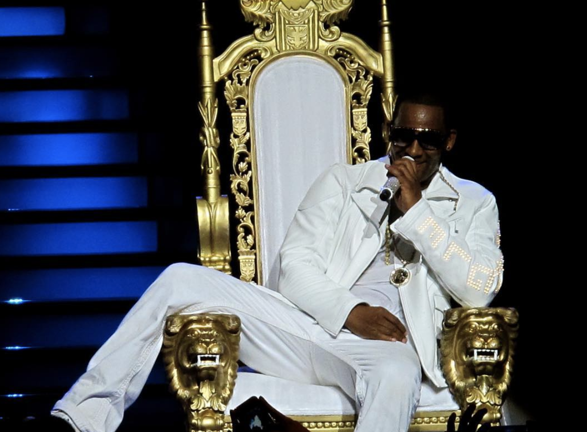 Starul american R&B R. Kelly condamnat pentru fapte oribile. Urmează pedeapsa