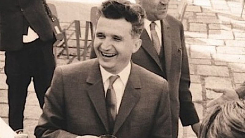 Nicolae Ceaușescu visa să se plimbe cu o mașină electrică prin tunelurile secrete ale Bucureștiului