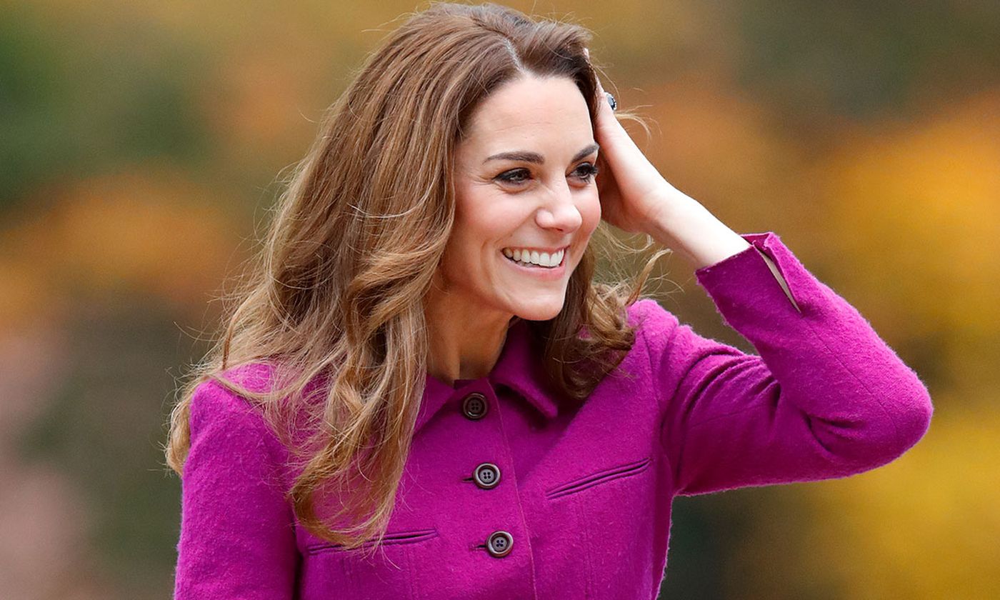 Cum a reușit Kate Middleton să dea ora exactă în modă. Fusta pe care o vor toate femeile