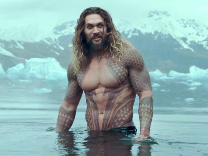 Diva din Piatra Neamț, la pieptul lui Aquaman! Poza de senzație