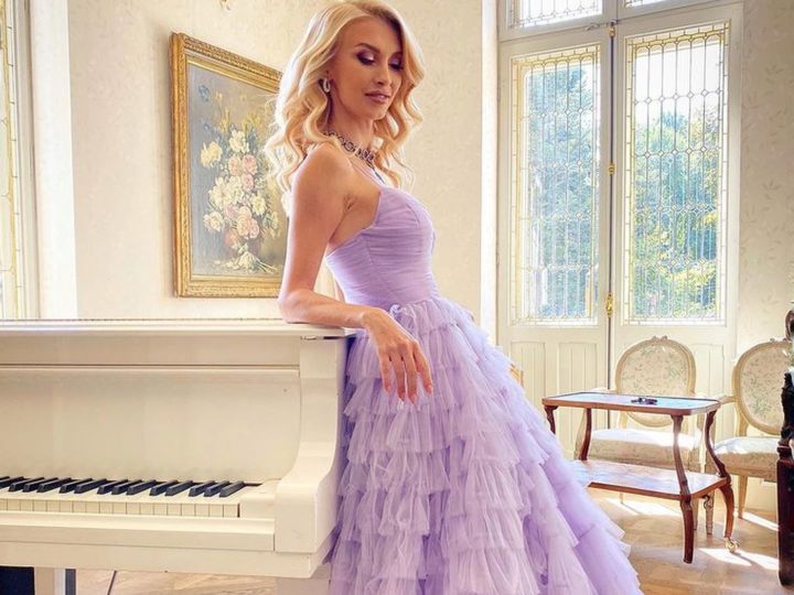Andreea Bălan nu are noroc în dragoste. Ce o împiedică pe artistă să rămână lângă un bărbat