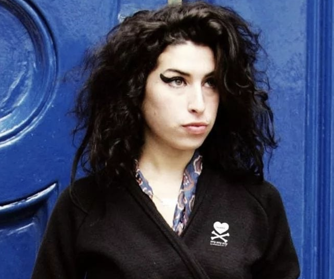 Amy Winehouse scoasă la vânzare! Familia ei a luat o decizie șocantă