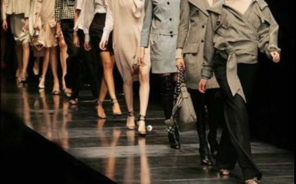 Săptămână a modei, la Paris. Chanel și Dior redefinesc luxul. Imagini senzaționale