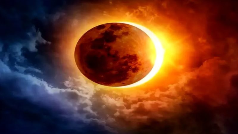 Eclipsa totală de soare de pe 4 decembrie are un impact energetic extrem de puternic. La ce să ne așteptăm