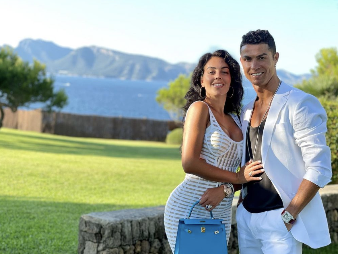 Cristiano Ronaldo și iubita lui, un fel de Anamaria Prodan și Laurențiu Reghecampf. Au luat și ei aceeași decizie