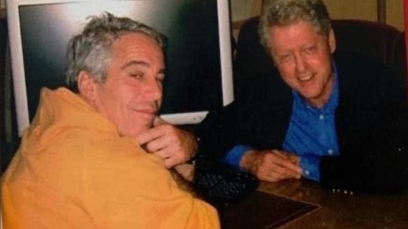 Cuibușorul de nebunii al pedofilului Epstein este de vânzare. Bill Clinton a fost acolo