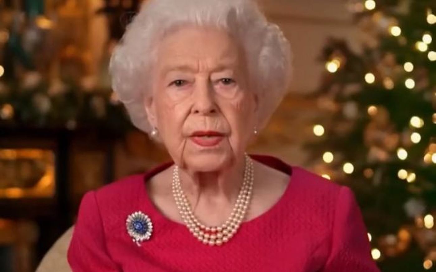 Regina, fotografiată înainte de a marca 70 de ani pe tron și de a face un anunț important! Britanicii sunt uluiți