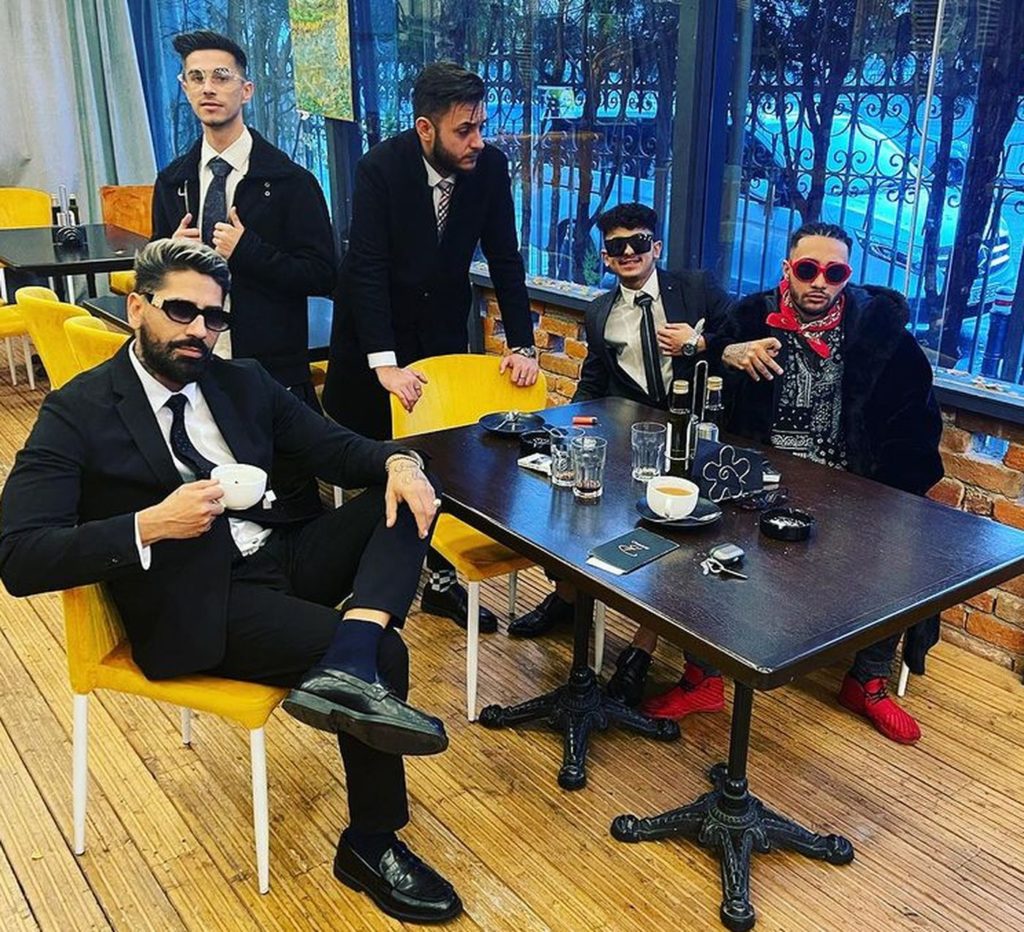 Connect-R, stors ca o lămâie de Denise Rifai. Să vedem ce a reușit să ...