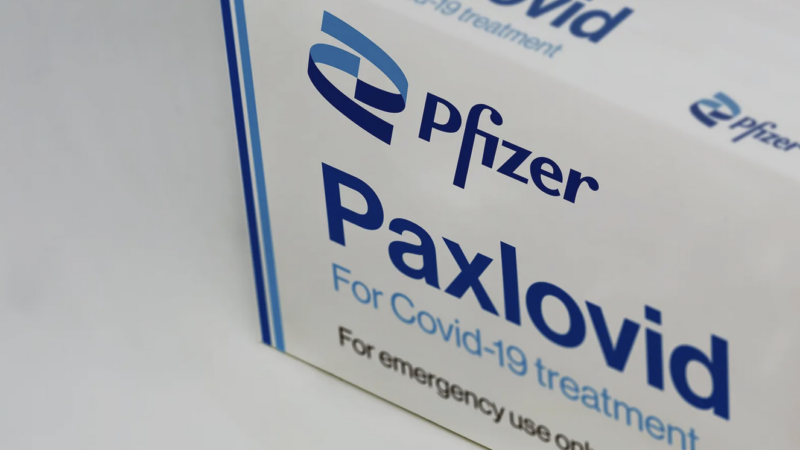Tot ce trebuie să știți despre Paxlovid, medicamentul antiviral COVID-19 de la Pfizer: cum acționează, când și cum se ia, ce spun medicii