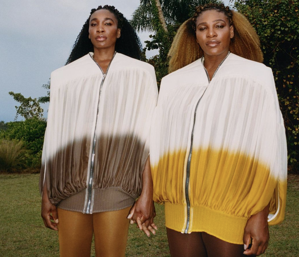 Serena și Venus Williams, apariție incendiară. Surorile au pozat în costume de baie