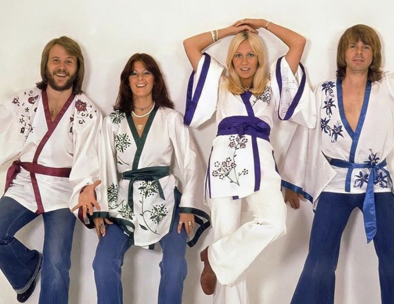 Björn Ulvaeus de la ABBA divorțează și împarte o avere imensă. Fosta soție din trupă îi este alături