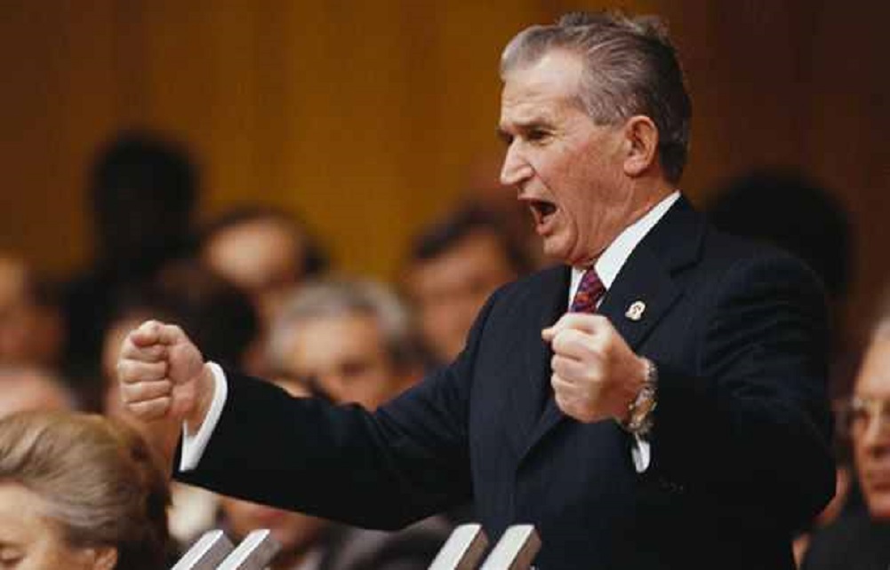 Cel mai tare banc cu dictatori: „Ceauşescu merge în Rusia, în vizită. Uimit de luxul în care trăieşte…”