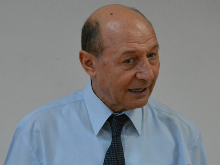 La un pas de moarte. Momentul în care i s-a făcut rău lui Traian Băsescu vă va surprinde! Ioana Băsescu a transmis primul mesaj