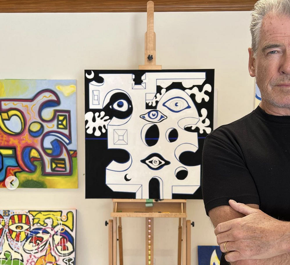 Pierce Brosnan face bani mulți în cariera sa de pictor. Lucrările i se vând cu sume fabuloase