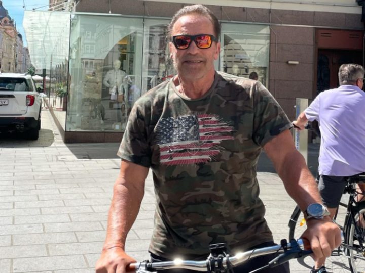 Arnold Schwarzenegger i-a șocat pe fani. Cu ce mașinărie a ieșit la plimbare Terminatorul