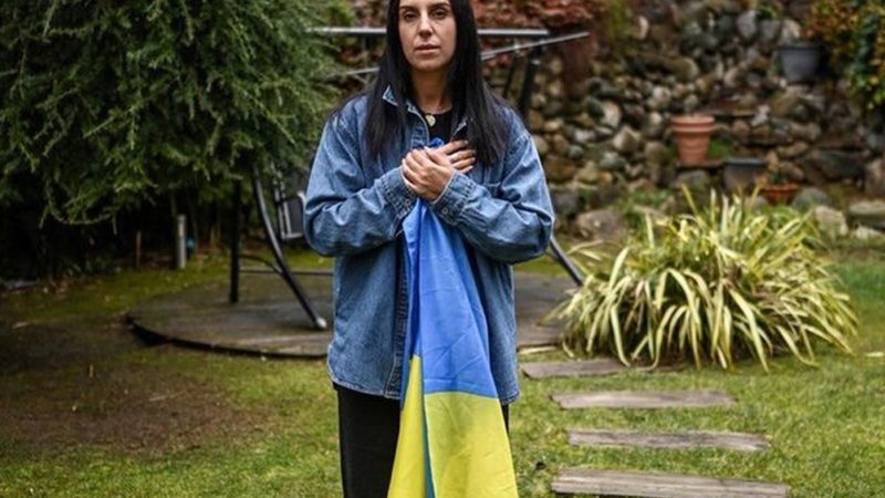 Care au fost ultimele cuvinte pe care Jamala, câștigătoarea Eurovision, le-a auzit de la soțul ei. Ea a fugit cu copiii din Ucraina