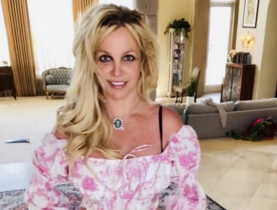 Britney Spears e însărcinată. A confirmat vestea după ce a început să i se vadă burtica de gravidă