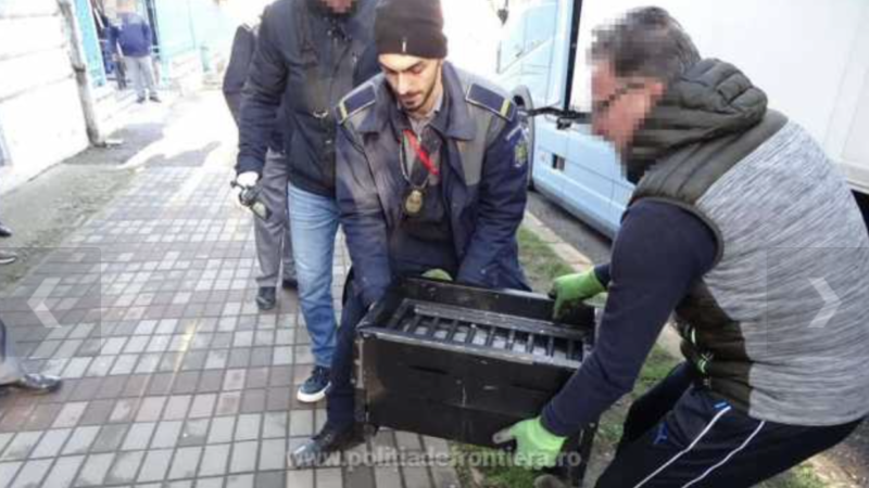 Captură impresionantă de opiu, la frontiera României. E uluitor în ce s-au gândit să ascundă drogul