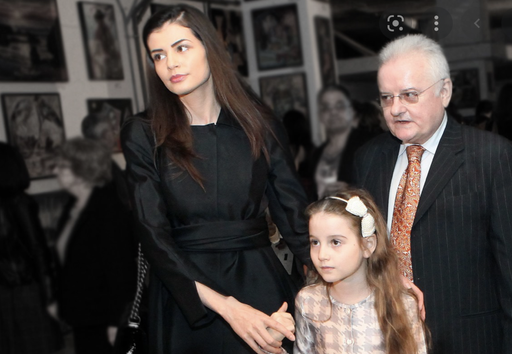 Fiica Monicăi Gabor și a lui Irinel Columbeanu, Irina, face valuri în SUA. A fost și premiată