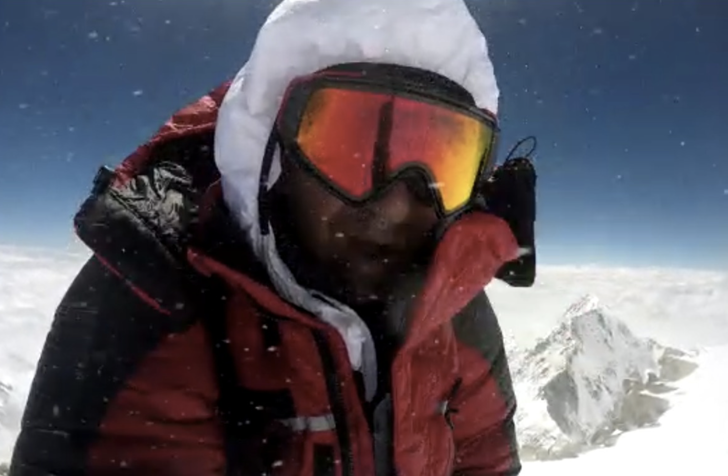 Video. Asta a făcut Horia Colibășanu când a ajuns în vârful celui de-al doilea cel mai periculos munte din lume