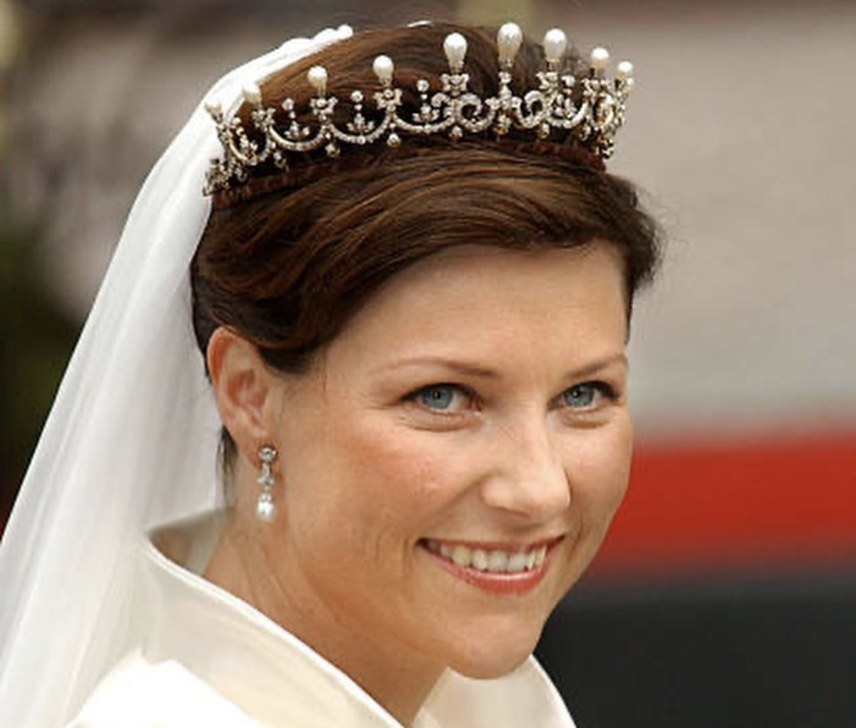 Prințesa Norvegiei s-a logodit. Alesul e un șaman plin de bani