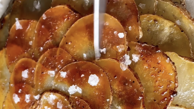 Rețeta secretă a celor mai crocanți cartofi la cuptor