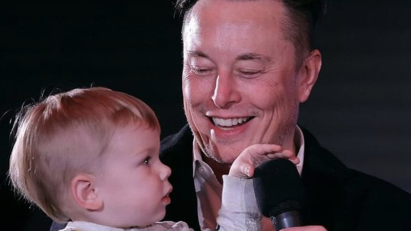 Elon Musk, la un pas să devină tată din nou, în Grecia