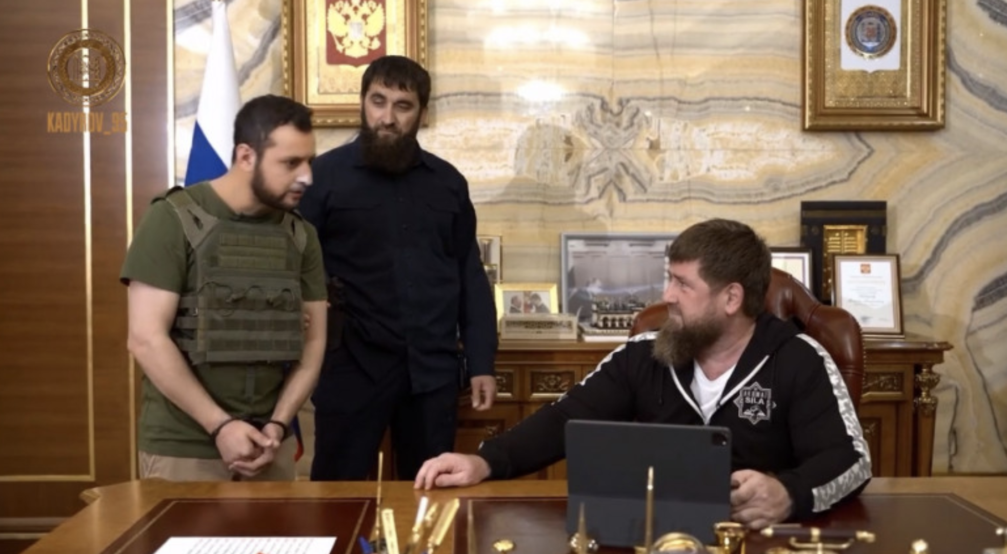 Liderul cecen Kadîrov se visează Zelenski. A ajuns să-l copieze în cel mai pueril mod