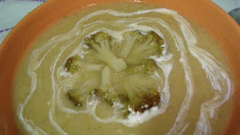 Rețetă: Supă cremă de broccoli, dietetică și răcoroasă