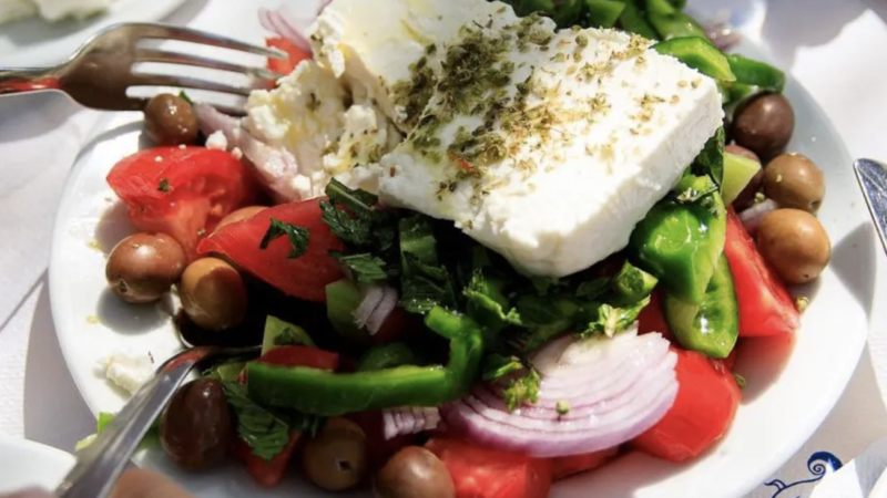 Cea mai accesată rețetă de salată grecească de pe Instagram