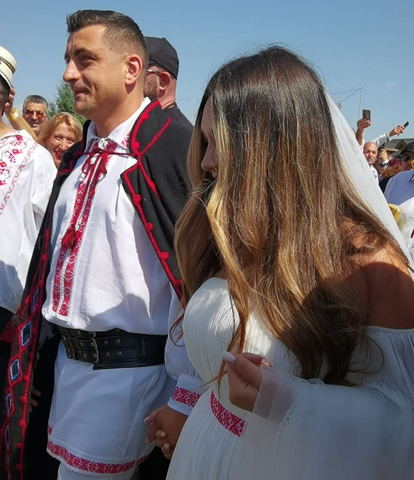 Gigi Becali face dezvăluiri din culisele nunții lui Simion. „A vrut să-i fiu naș, dar…”