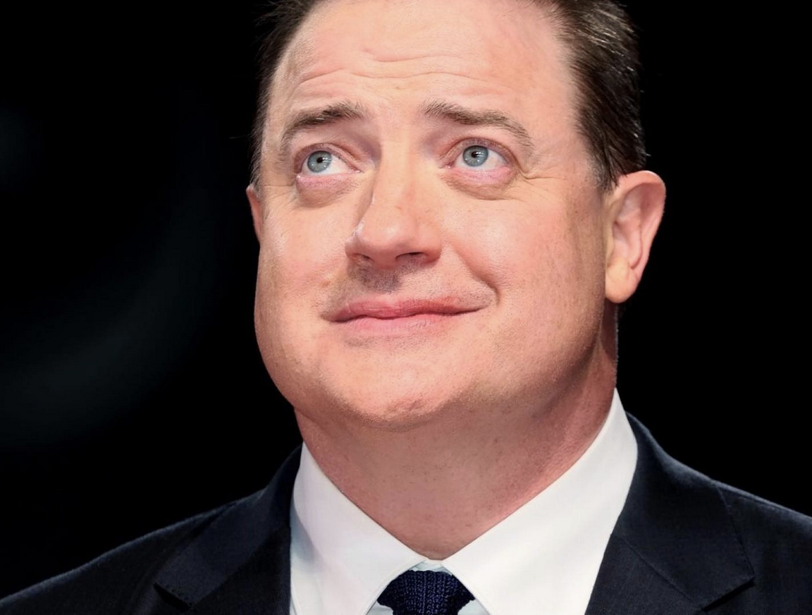 Cum a ajuns actorul Brendan Fraser, după 9 ani lipsă pe ecran, să cântărească 270 de kilograme