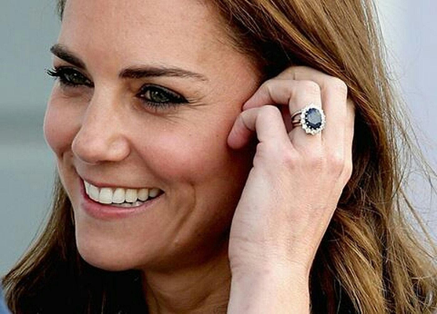 Kate Middleton dă tonul modei de toamnă cu o jachetă vintage. Vă puteți inspira