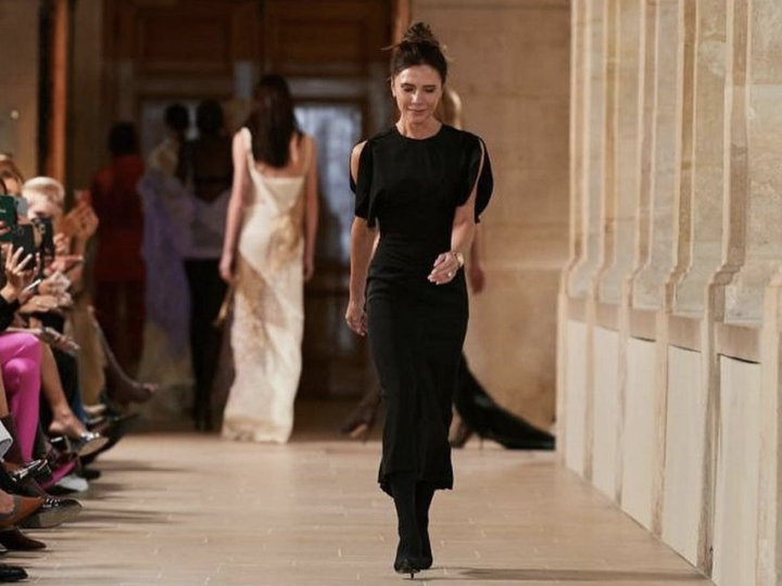 Victoria Beckham și-a făcut debutul ei la Săptămâna Modei de la Paris