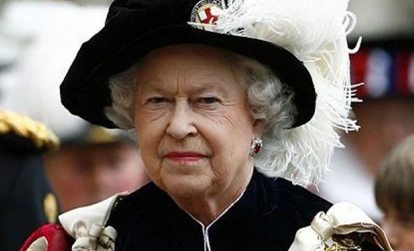 Marele secret al reginei Elisabeta a II-a, ținut secret ani de zile, a ieșit la iveală. A suferit cumplit