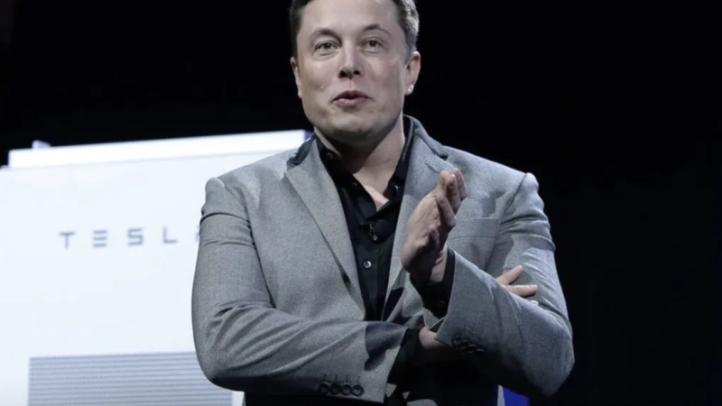 Elon Musk are probleme mari. Mașinile Tesla au ajuns să omoare oameni. Imagini șocante