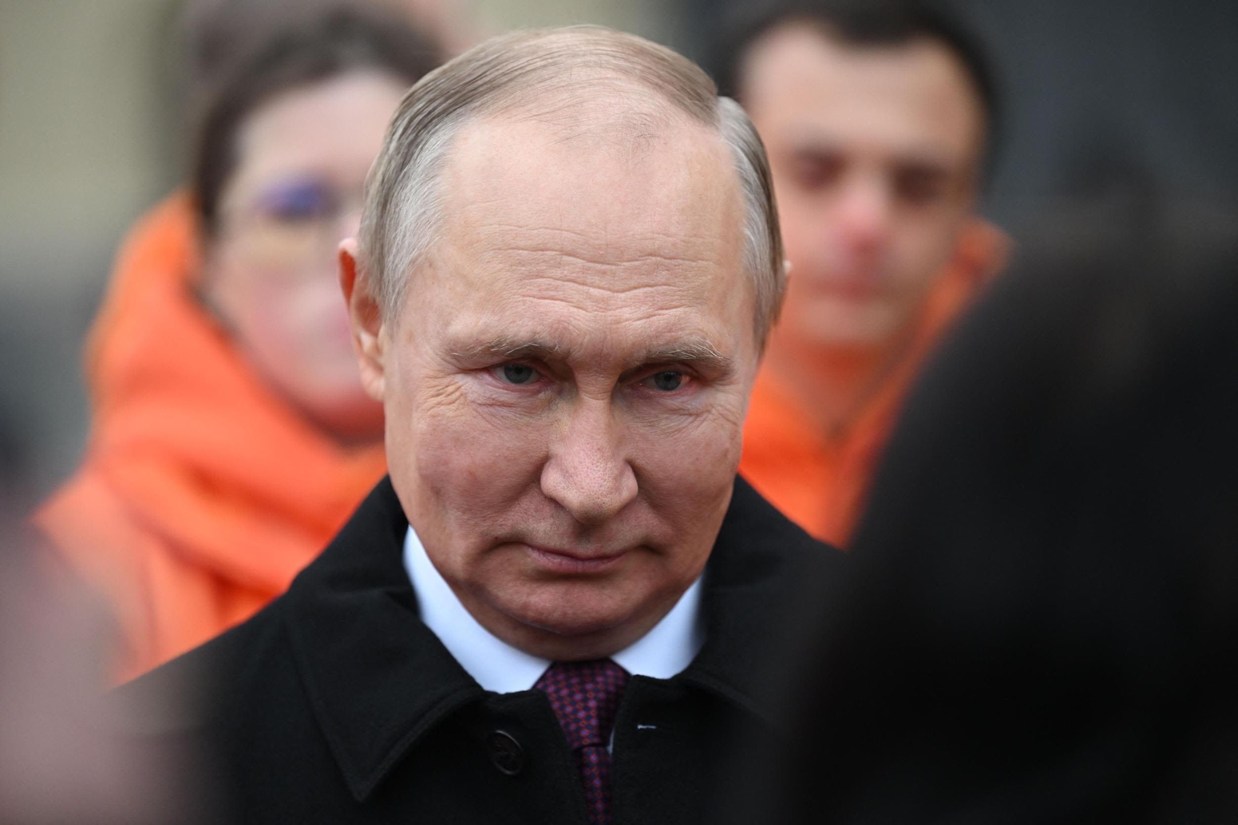 Vladimir Putin se pune la adăpost. E pregătit să fugă de nucleară „în locul unde face băi cu extract de coarne de cerb”