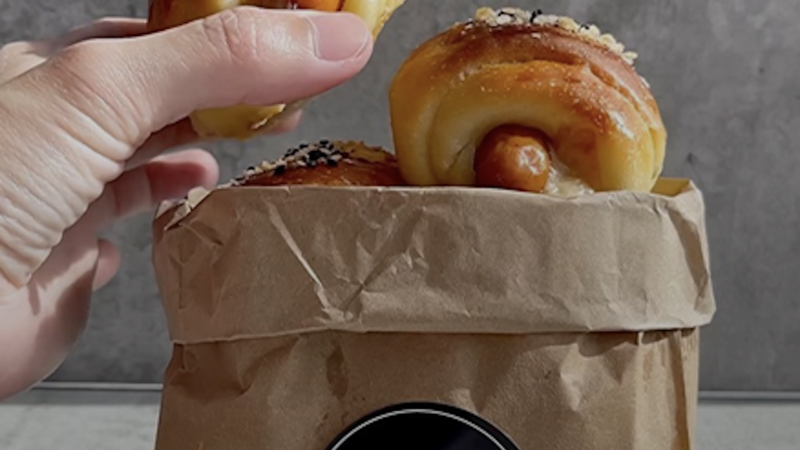 Rețetă de Brioșe Hot Dog – cele mai simple și rapide. Inspirate din bucătăria asiatică