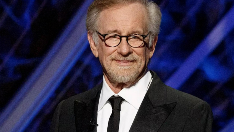 Steven Spielberg trăiește într-un lux greu de explicat în cuvinte. Și-a investit acum banii Project Y720, definiția opulenței