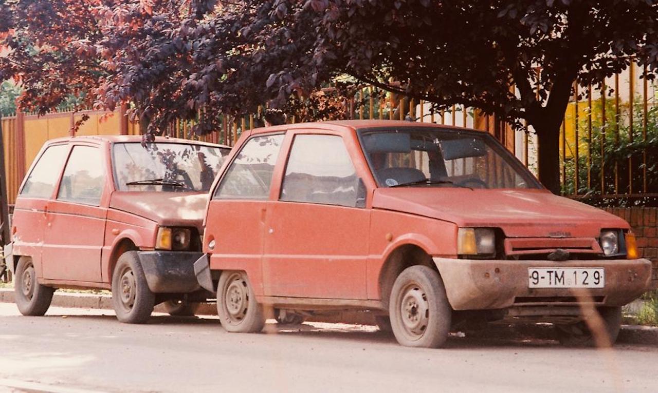 Povestea Lăstunului, singura mașină mică 100% românească, în prezent interzisă de ANPC