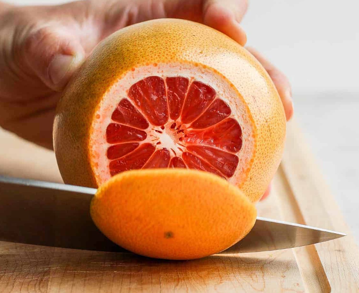 Este dovedit științic. Dacă luați medicamente, efectele unui singur grapefruit pot fi devastatoare pentru organism