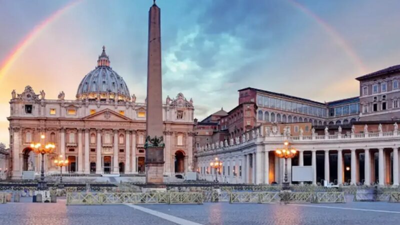 Reîncepe ancheta. Poliția Vaticanului, suspectată că ar fi acoperit o rețea de prostituție și trafic de persoane