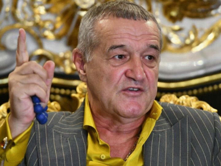 Bucurie mare în familia lui Gigi Becali. Milionarul a deschis cea mai scumpă sticlă cu șampanie