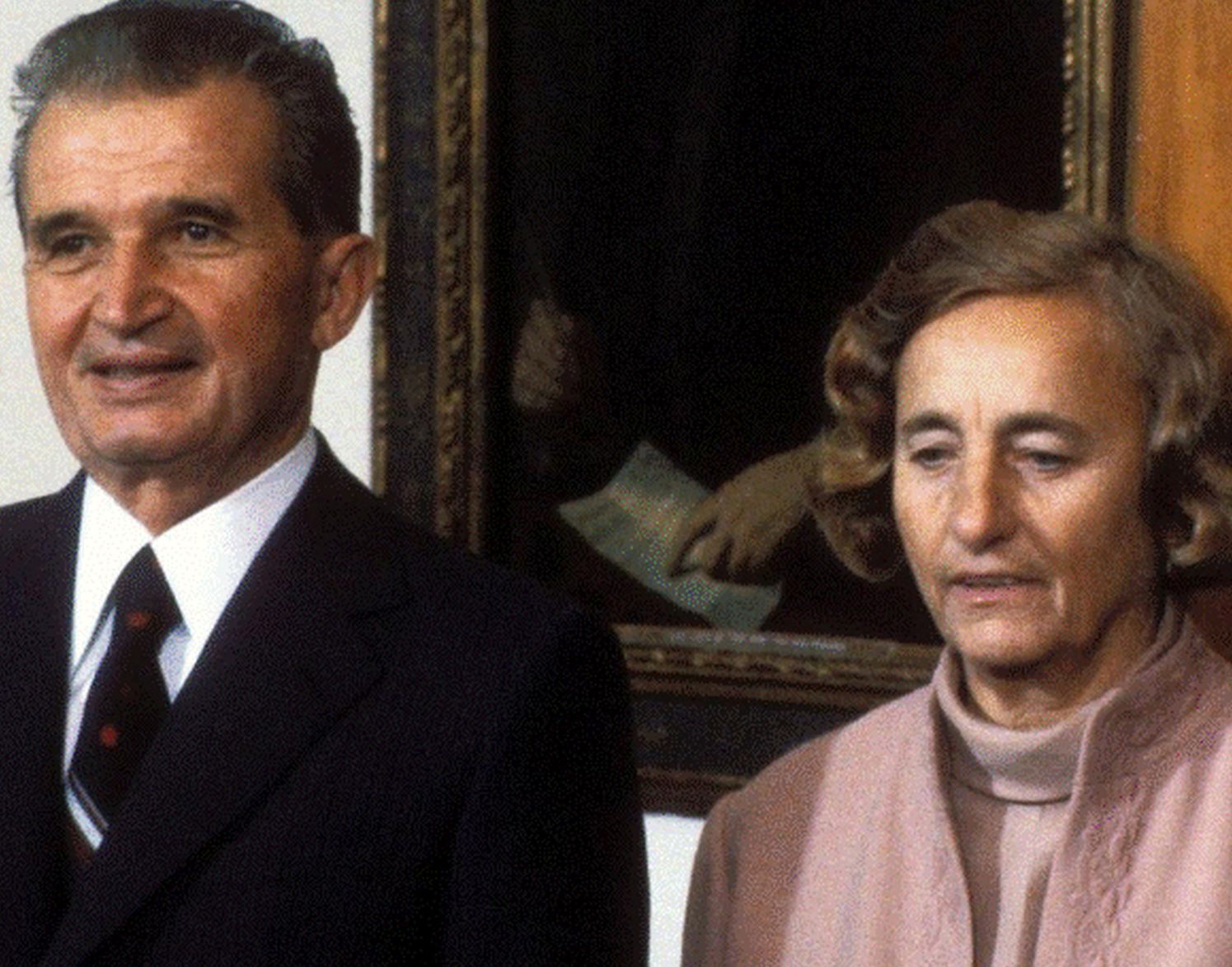 Ce s-a întâmplat cu obiectele personale ale dictatorilor Nicolae și Elena Ceaușescu. Multă lume le caută