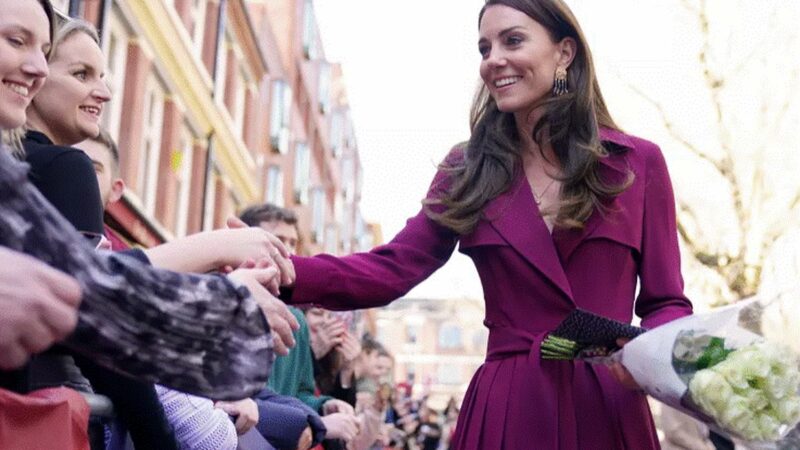 Kate Middleton, arma secretă a Familiei Regale. A primit lecții de la cel mai bun profesor, regina Elisabeta a II-a