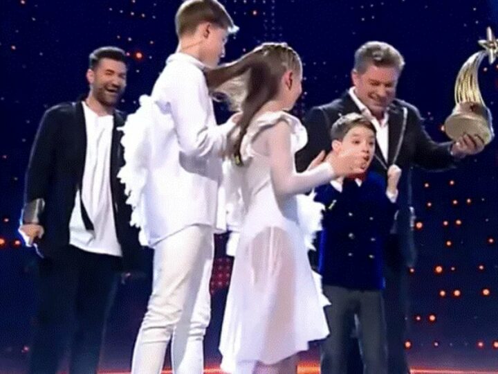 A câștigat concursul „Românii au talent” la doar șapte ani. Fanii emisiunii au aruncat cu noroi