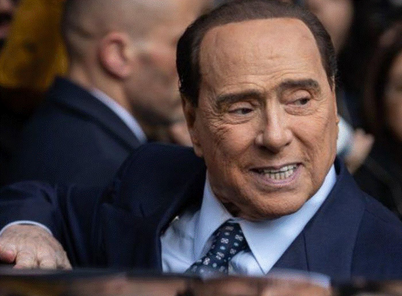 Italia este în doliu. A murit fostul premier Silvio Berlusconi