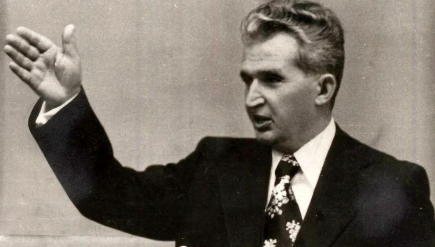 Cele mai tari bancuri cu Ceaușescu. „Vezi ca ăștia ne-au luat toate vacile în ’45”