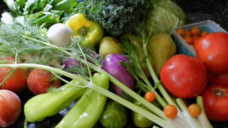 Cea mai umilă legumă a verii scade glicemia și e benefică pentru bolile cardiovasculare. Remediul incredibil împotriva căderii părului