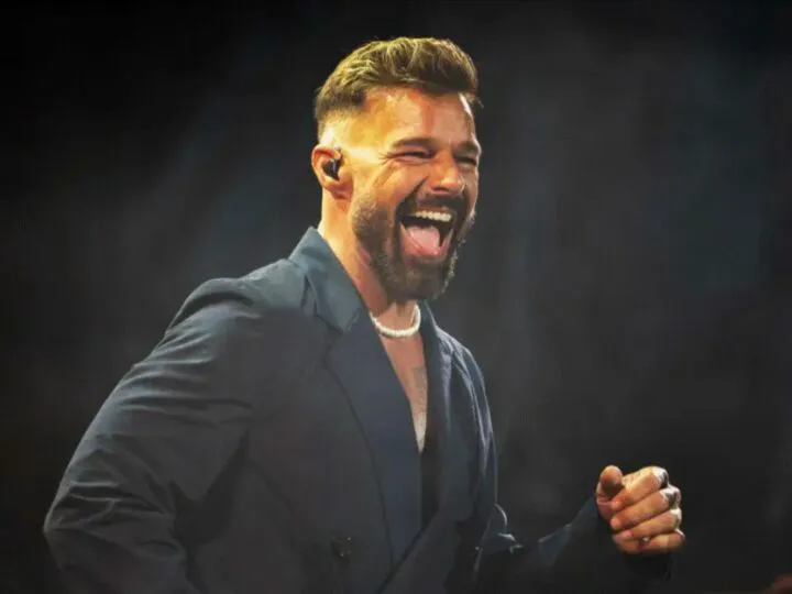 Ricky Martin, ieșire nervoasă după ce a fost întrebat de preferințele în dormitor: „Gunoi ce ești!”
